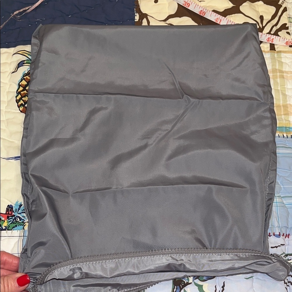Dagne Dover Zip Shut w/ side grommet Charcoal Grey Dust /Storage Bag OS - Picture 8 of 9